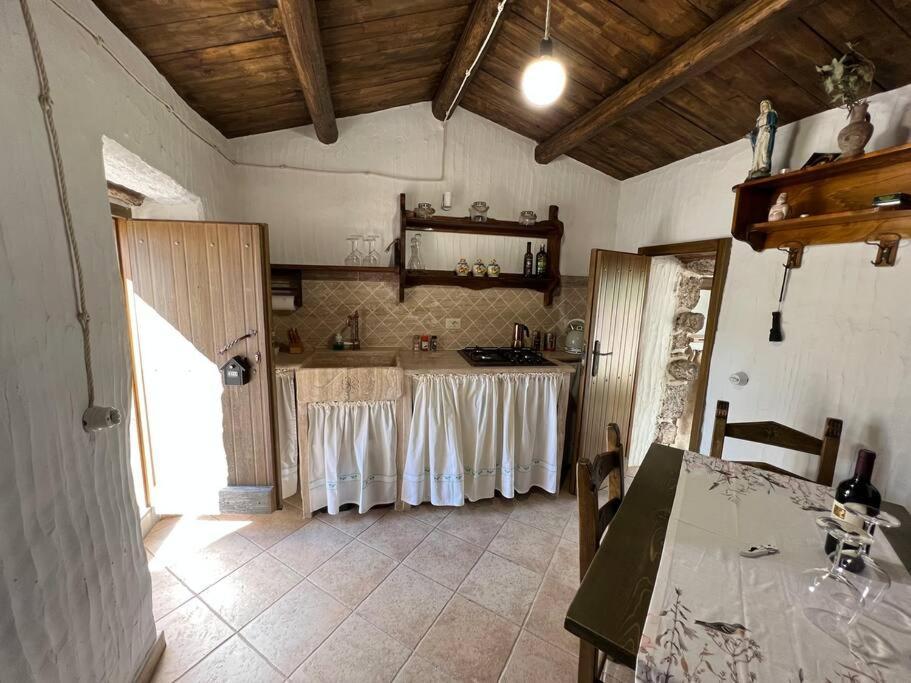 Muristene Pozzo Santa Cristina Paulilatino エクステリア 写真