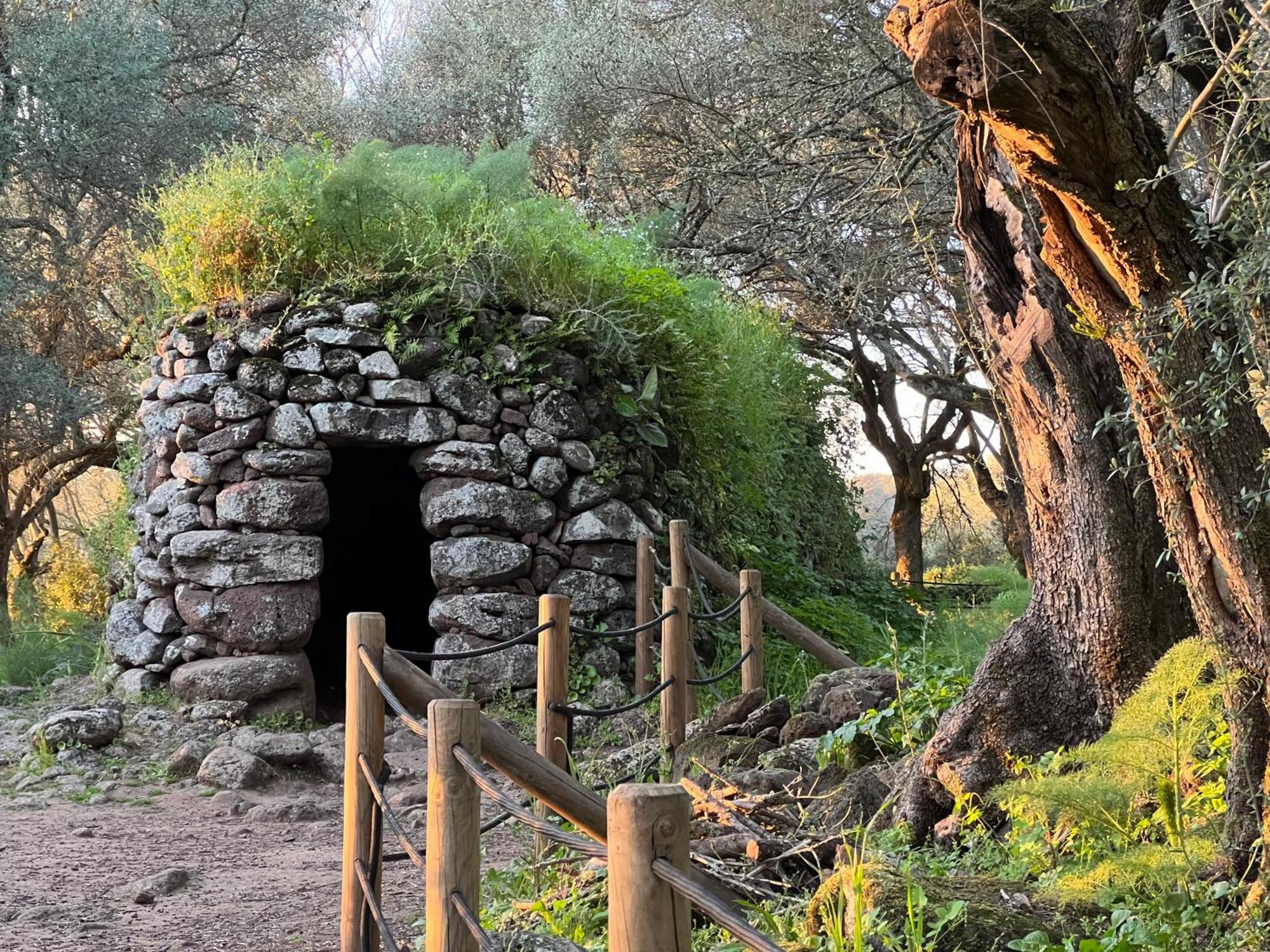 Muristene Pozzo Santa Cristina Paulilatino エクステリア 写真